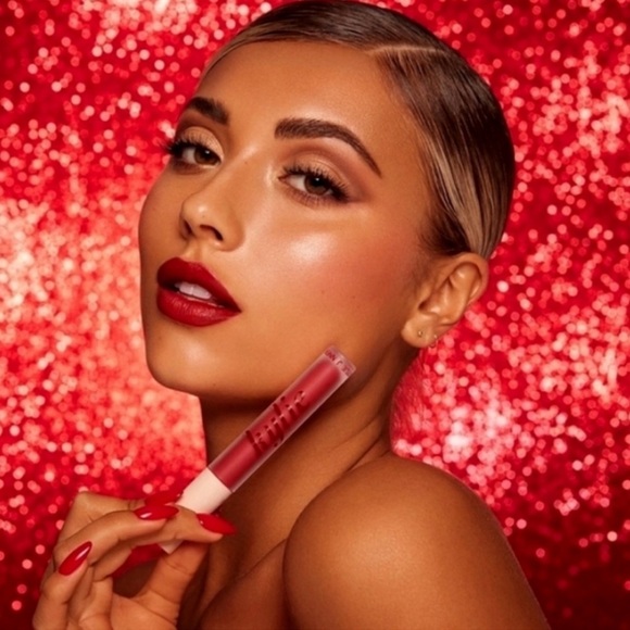 RED VELVET #405 | Kylie Cosmetics Velvet Liquid Lipstick - Bold Holiday Red - Picture 8 of 8